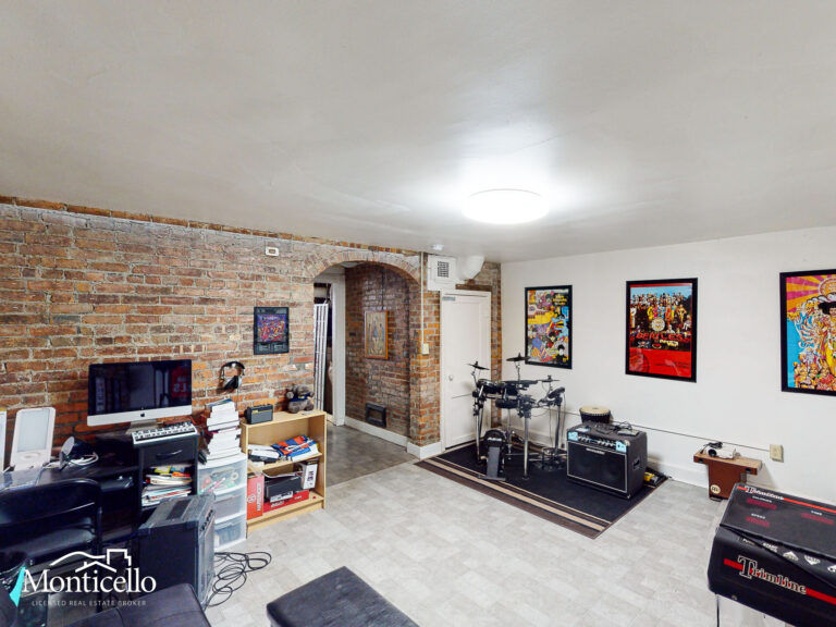 UNIT1 - LIVINGROOM-2