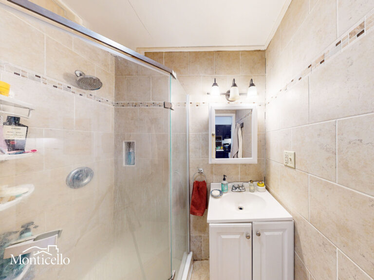 UNIT2 - FULL BATHROOM-2